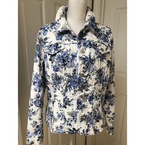 Charter Club Cotton Blend Blue Floral Button Front Long Sleeve Jacket.